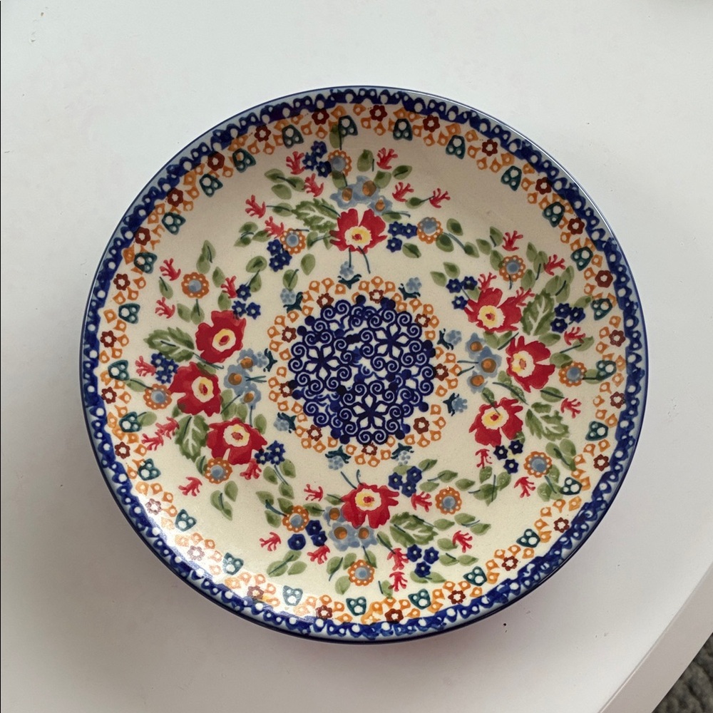 Rare find. Vintage Unikat polish pottery lunch plate